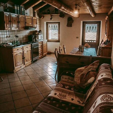La Tana Dello Scoiattolo Villa Сен-Пиер Екстериор снимка