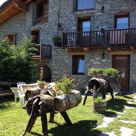 La Tana Dello Scoiattolo Villa Сен-Пиер Екстериор снимка