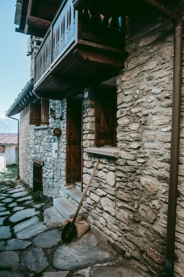 La Tana Dello Scoiattolo Villa Сен-Пиер Екстериор снимка